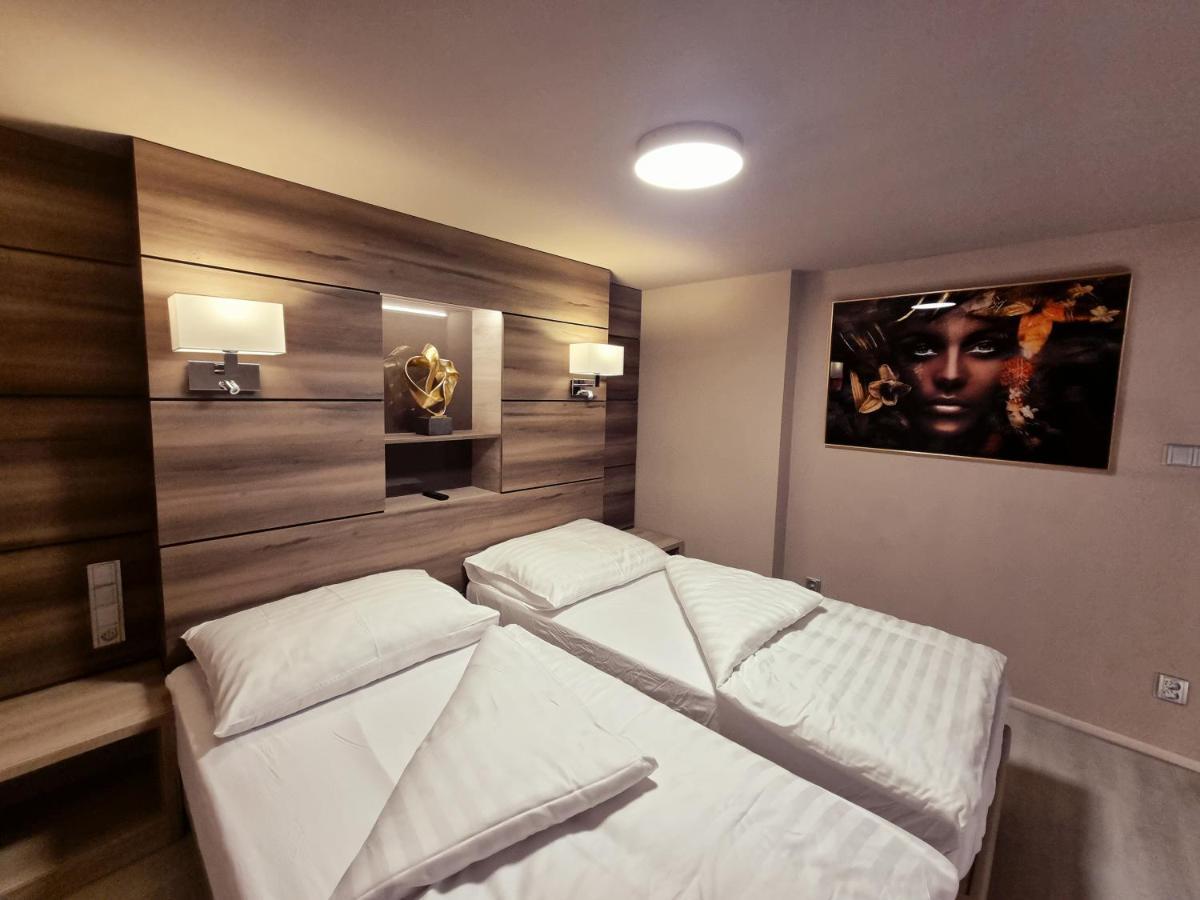 Apartmany Etenia Kadaň Eksteriør billede